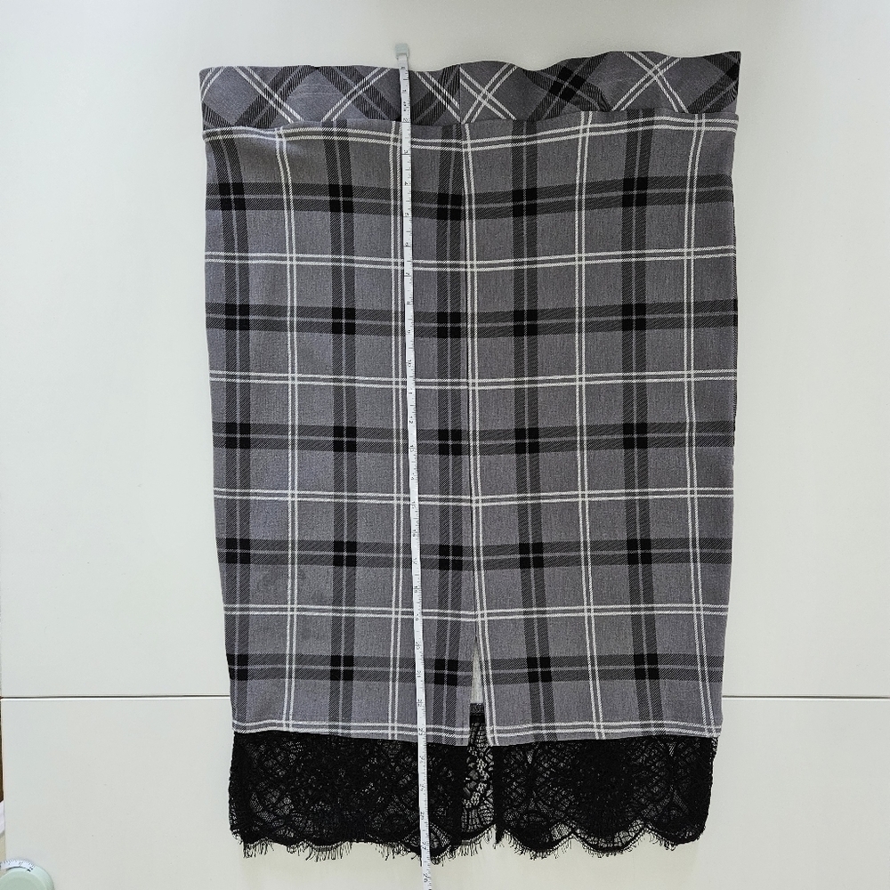Torrid Pencil Skirt 1x Black Gray Plaid Lace Trim Back Slit Studio Ponte Lux - Picture 13 of 15